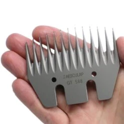 Scherkopf »Aesculap GT 588« Untere Schneidplatte 13 Zähne, 3,5mm 8 Scherkopf »Aesculap GT 588« Untere Schneidplatte 13 Zähne, 3,5mm -Zucht-Tierbedarf Store scherkopf aesculap gt 588 untere schneidplatte 13 zaehne 35mm2